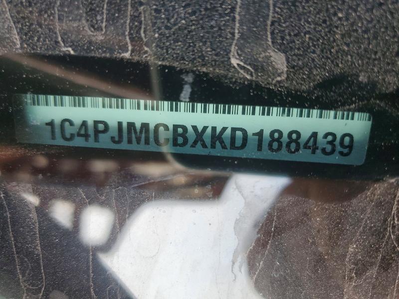 62494276 :رقم المزاد ، 1C4PJMCBXKD188439 vin ، 2019 Jeep Cherokee مزاد بيع