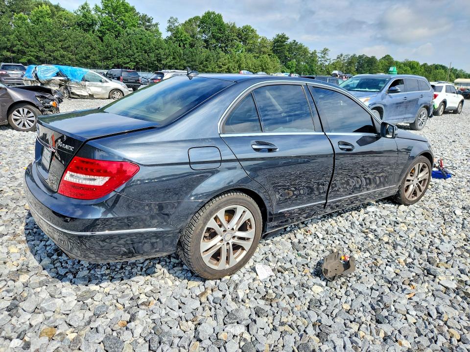 59308386 :رقم المزاد ، WDDGF8AB4DG128370 vin ، 2013 Mercedes-benz C مزاد بيع