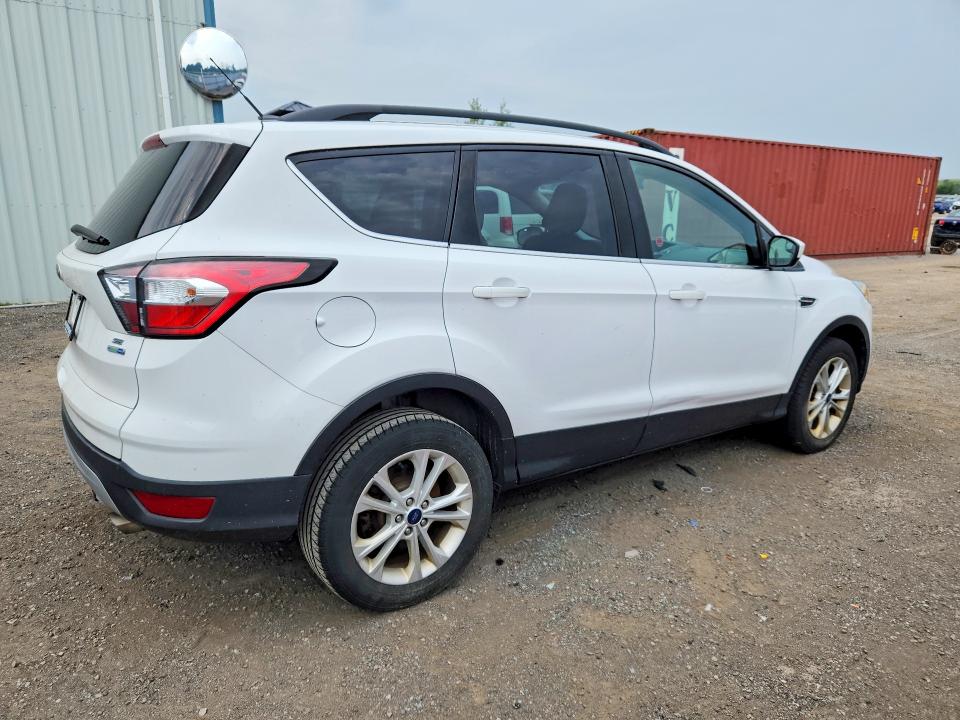 Продажа на аукционе авто 2018 Ford Escape, vin: 1FMCU9GD1JUB00421, номер лота: 61403296