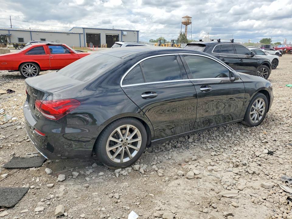 Продажа на аукционе авто 2019 Mercedes-benz A, vin: WDD3G4FB0KW002202, номер лота: 61966976