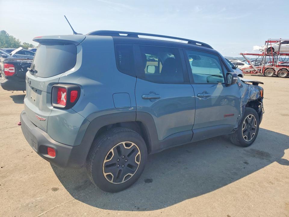 2017 Jeep Renegade მანქანა იყიდება აუქციონზე, vin: ZACCJBCB4HPG37126, აუქციონის ნომერი: 62102456