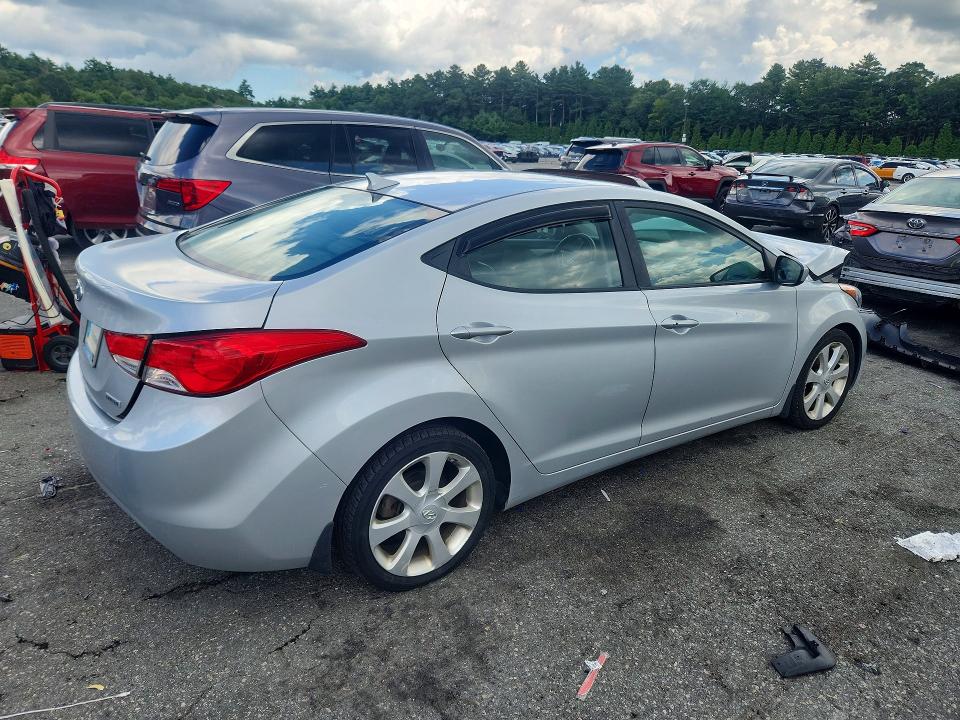 63304786 :رقم المزاد ، 5NPDH4AE9DH246629 vin ، 2013 Hyundai Elantra مزاد بيع
