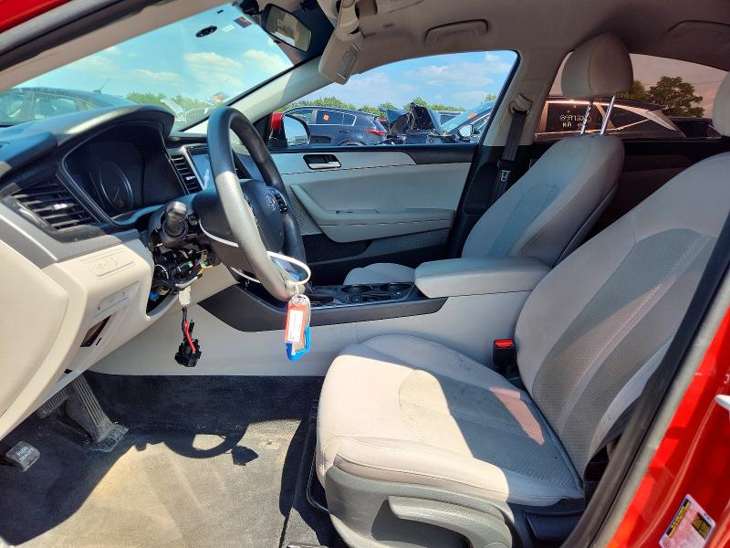 2018 Hyundai Sonata მანქანა იყიდება აუქციონზე, vin: 5NPE24AF1JH707509, აუქციონის ნომერი: 63174126