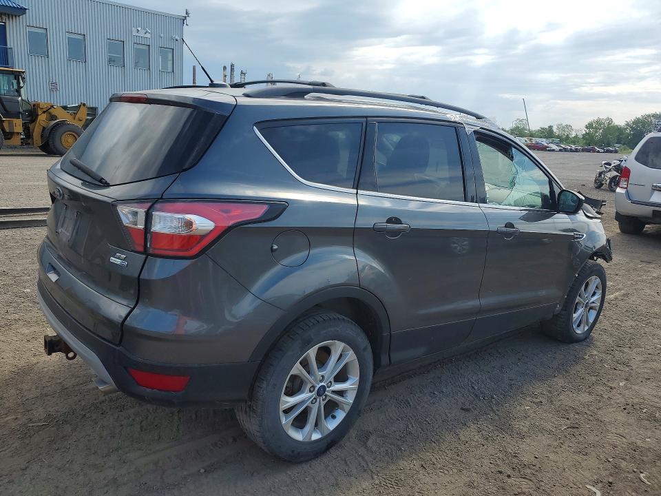 2017 Ford Escape მანქანა იყიდება აუქციონზე, vin: 1FMCU9G91HUC82529, აუქციონის ნომერი: 61152236
