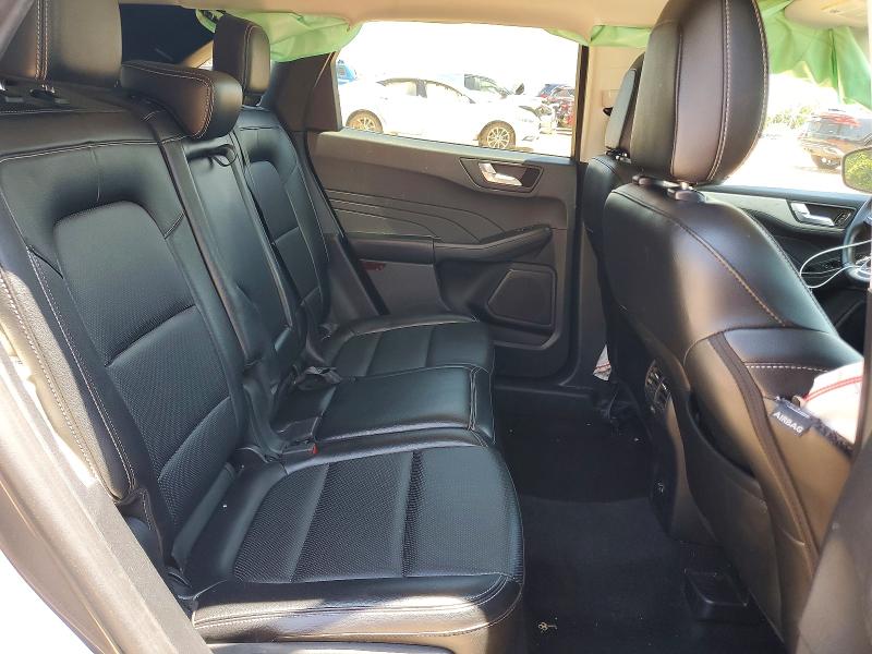 Продажа на аукционе авто 2022 Ford Escape, vin: 1FMCU9H95NUA44211, номер лота: 61138276