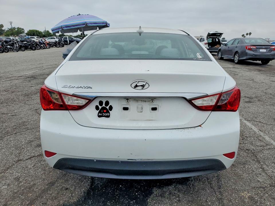 59710866 :رقم المزاد ، 5NPEB4AC6EH822330 vin ، 2014 Hyundai Sonata مزاد بيع