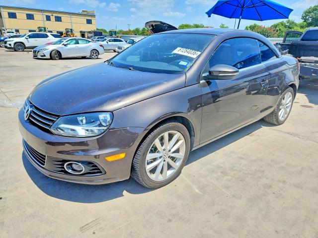 61284036 :رقم المزاد ، WVWBW8AH6FV000624 vin ، 2015 Volkswagen Eos مزاد بيع