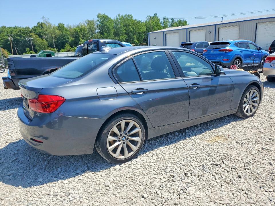 62594886 :رقم المزاد ، WBA8E5G55JNU47105 vin ، 2018 Bmw 320 مزاد بيع
