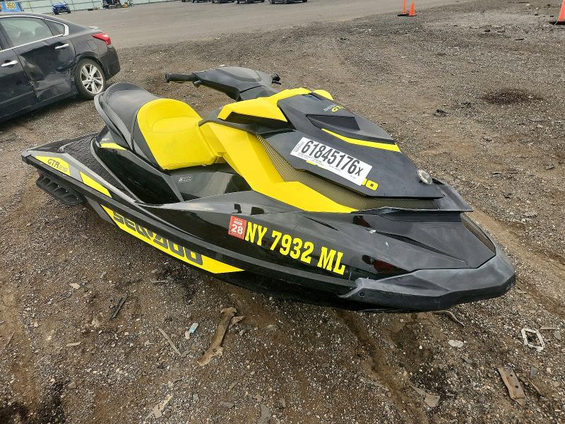 Продаж на аукціоні авто 2016 Sea-doo Gtr215, vin: YDV39813E616, номер лоту: 61845176
