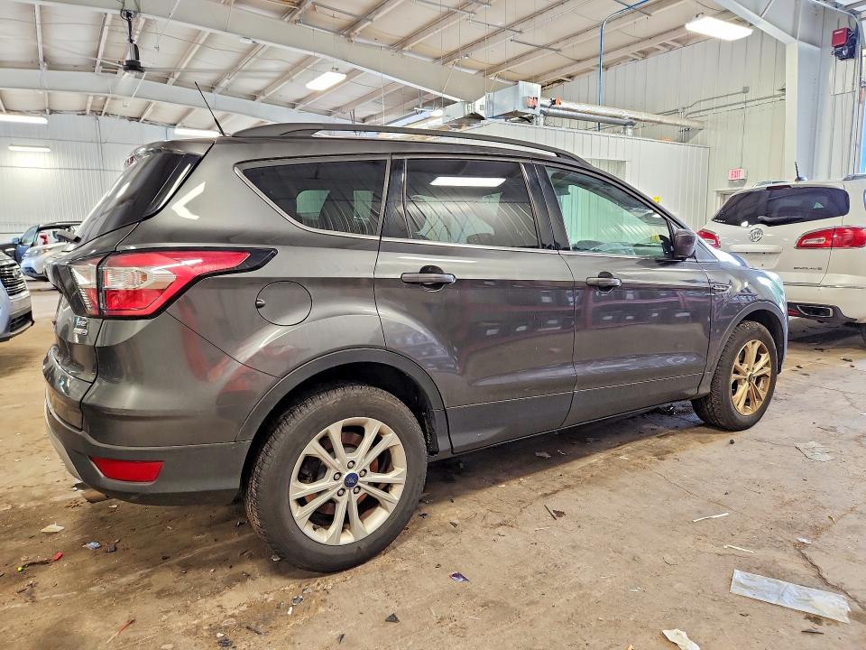 2018 Ford Escape მანქანა იყიდება აუქციონზე, vin: 1FMCU9GD0JUB73635, აუქციონის ნომერი: 60278296