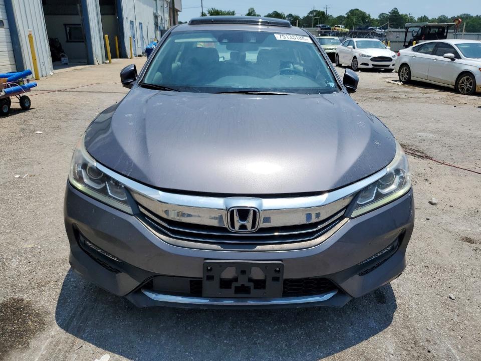 Продажа на аукционе авто 2016 Honda Accord, vin: 1HGCR2F98GA242626, номер лота: 79133185
