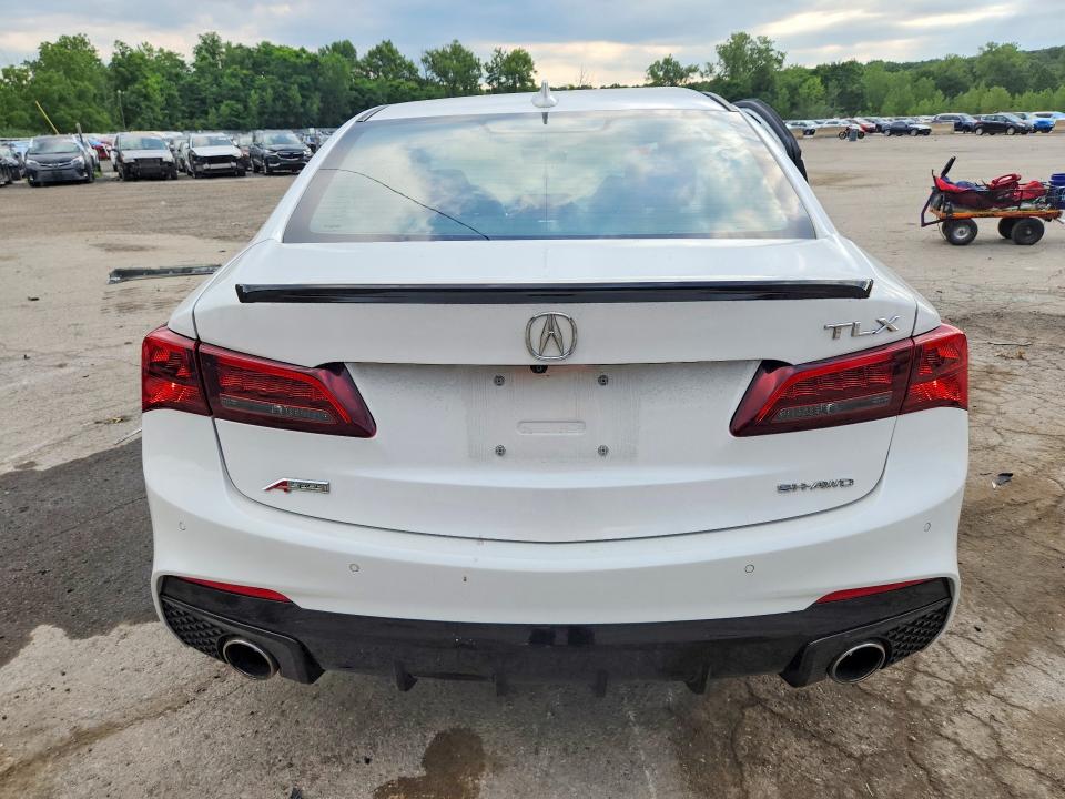 60576996 :رقم المزاد ، 19UUB3F6XLA003013 vin ، 2020 Acura Tlx مزاد بيع