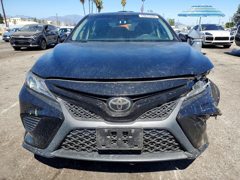 Продажа на аукционе авто 2018 Toyota Camry, vin: JTNB11HK0J3029477, номер лота: 59815556