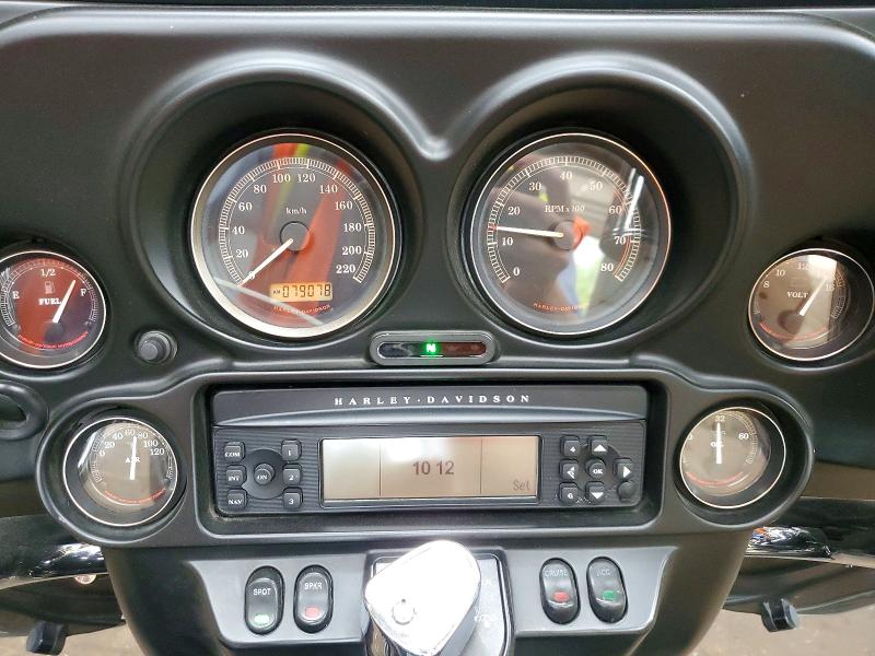 59546706 :رقم المزاد ، 5HD1FC4A1AB642280 vin ، 2010 Harley-davidson Flhtcu مزاد بيع