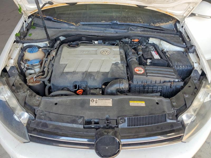 63123366 :رقم المزاد ، 3VWML7AJ0DM693693 vin ، 2013 Volkswagen Jetta مزاد بيع