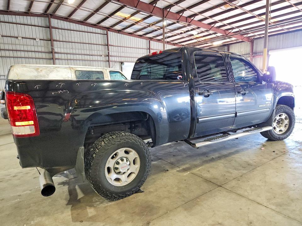 59314716 :رقم المزاد ، 1GTHC23628F138007 vin ، 2008 Gmc Sierra مزاد بيع
