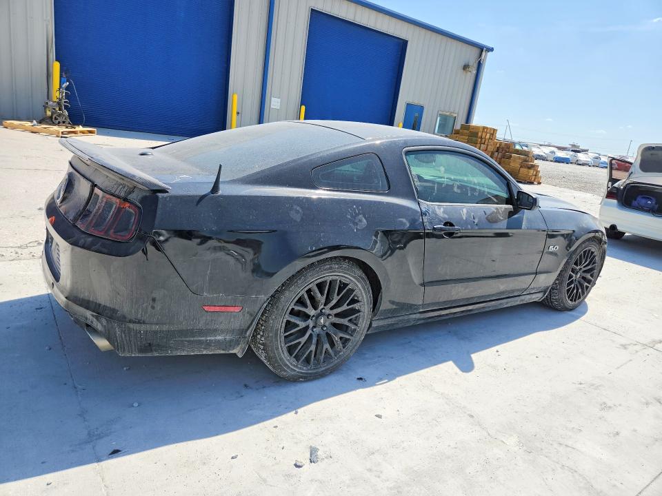 61609256 :رقم المزاد ، 1ZVBP8CF1D5243258 vin ، 2013 Ford Mustang مزاد بيع
