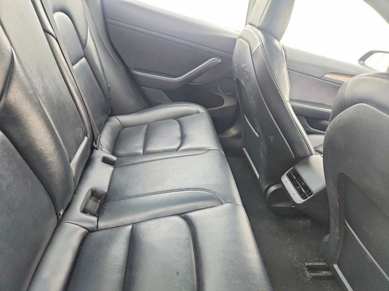 60488536 :رقم المزاد ، 5YJ3E1EA9NF187673 vin ، 2022 Tesla Model 3 مزاد بيع