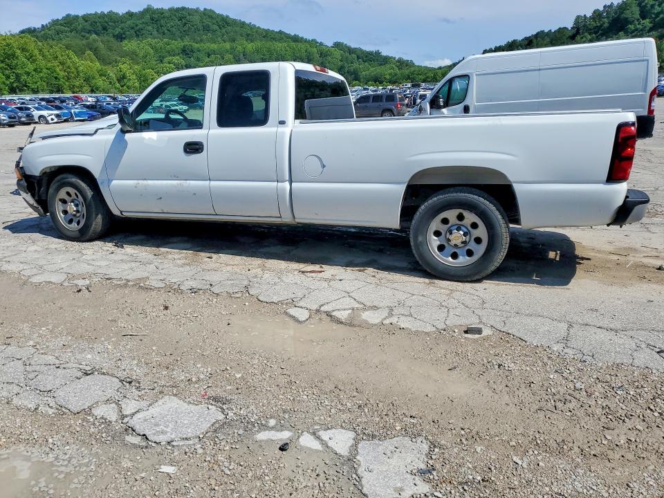 60489406 :رقم المزاد ، 1GCEC19T55E278158 vin ، 2005 Chevrolet Silverado مزاد بيع