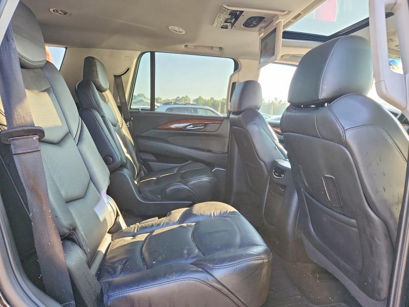 60998296 :رقم المزاد ، 1GYS4BKJ7KR368635 vin ، 2019 Cadillac Escalade مزاد بيع