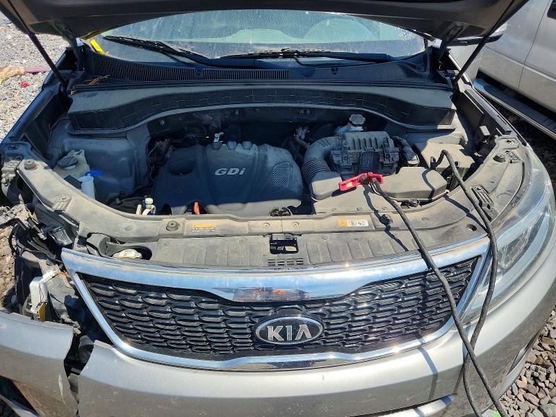 59071806 :رقم المزاد ، 5XYKT3A61FG662290 vin ، 2015 Kia Sorento مزاد بيع