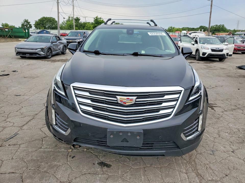62250556 :رقم المزاد ، 1GYKNCRS2HZ120500 vin ، 2017 Cadillac Xt5 مزاد بيع