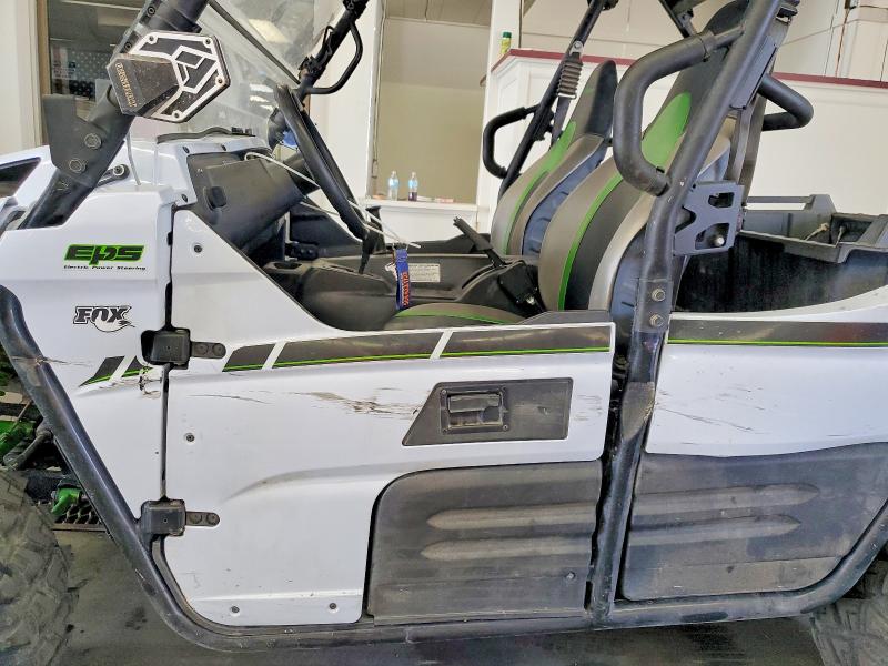 58498506 :رقم المزاد ، JKBRFCC13FB502497 vin ، 2015 Kawasaki Teryx مزاد بيع
