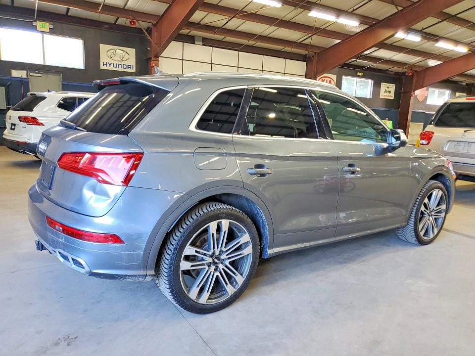 Продажа на аукционе авто 2018 Audi Sq5, vin: WA1A4AFY6J2048288, номер лота: 60557156