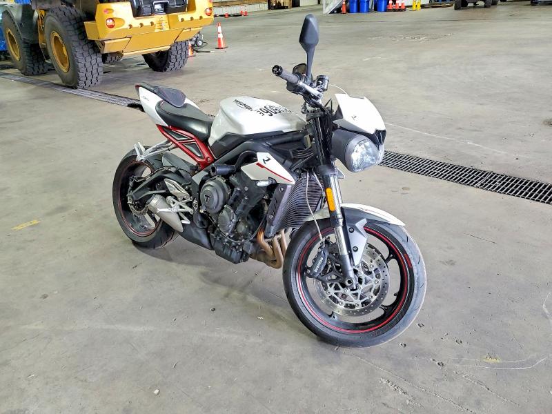 Продаж на аукціоні авто 2018 Triumph Motorcycle Street Triple, vin: SMTA414D3JT834907, номер лоту: 62813506