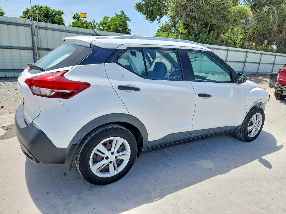 62071286 :رقم المزاد ، 3N1CP5CU6KL518854 vin ، 2019 Nissan Kicks مزاد بيع