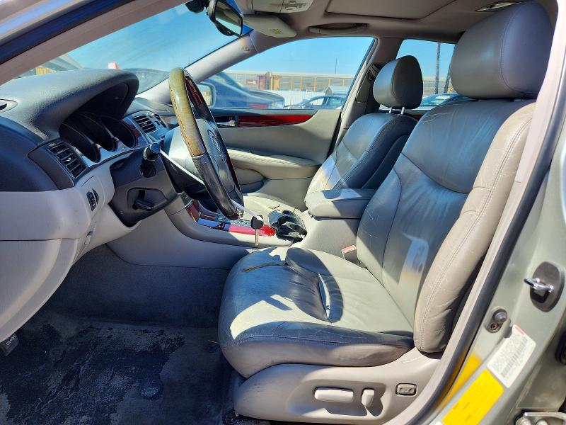 62630666 :رقم المزاد ، JTHBF30G130119930 vin ، 2003 Lexus Es 300 مزاد بيع