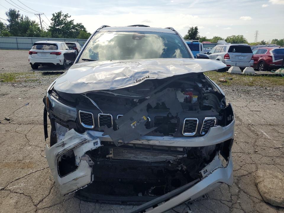 59281716 :رقم المزاد ، 3C4NJDBN4RT106972 vin ، 2024 Jeep Compass مزاد بيع
