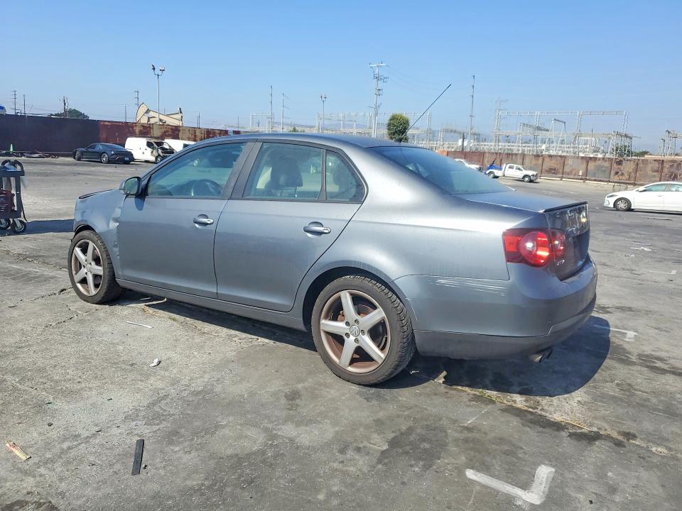 Продажа на аукционе авто 2010 Volkswagen Jetta, vin: 3VWAZ7AJ1AM104437, номер лота: 60525006