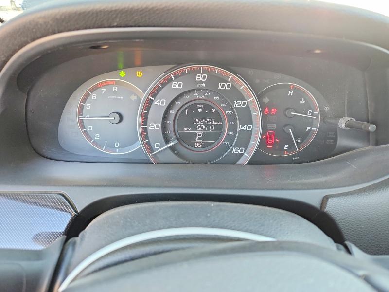 61979466 :رقم المزاد ، 1HGCR2F53FA267428 vin ، 2015 Honda Accord مزاد بيع