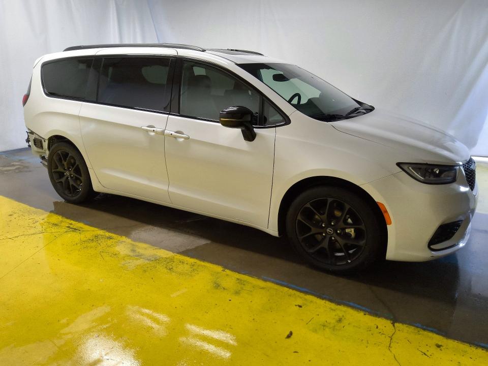 Aukcja sprzedaży 2025 Chrysler Pacifica, vin: 2C4RC1GG8SR544293, numer aukcji: 61810336
