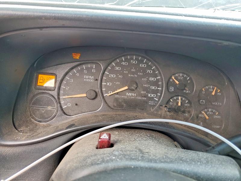 2002 Chevrolet Silverado მანქანა იყიდება აუქციონზე, vin: 2GCEK19T221399147, აუქციონის ნომერი: 61205986