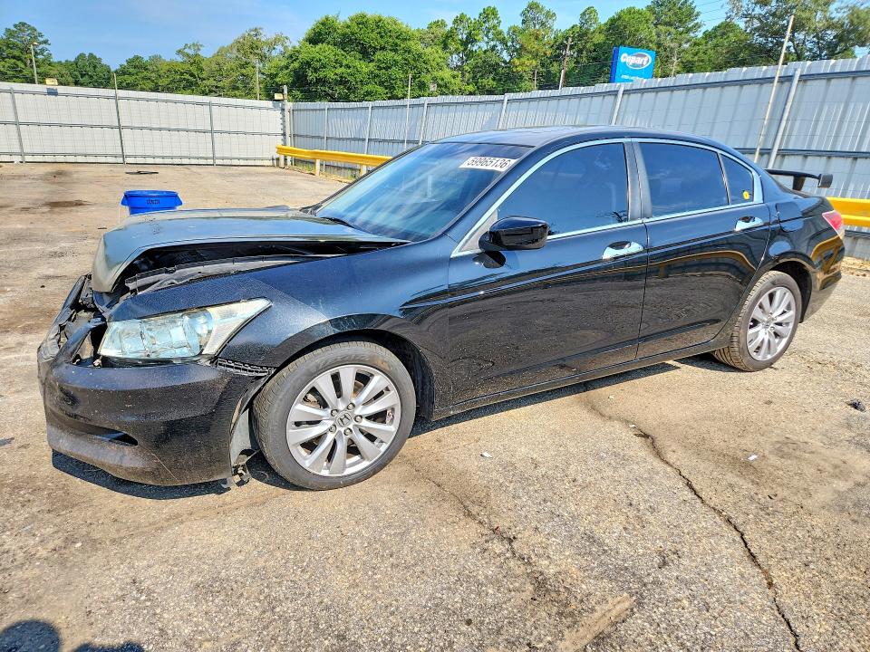 Auction sale of the 2012 Honda Accord, vin: 1HGCP3F84CA007735, lot number: 59965136