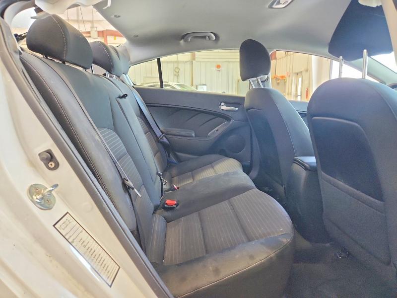 59610886 :رقم المزاد ، 3KPFL4A75HE009851 vin ، 2017 Kia Forte مزاد بيع