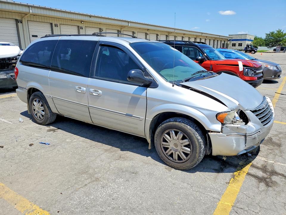 62453496 :رقم المزاد ، 2A4GP64LX7R260532 vin ، 2007 Chrysler Town & Country مزاد بيع