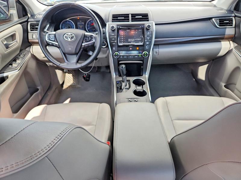 60635696 :رقم المزاد ، 4T1BF1FK9HU756772 vin ، 2017 Toyota Camry مزاد بيع