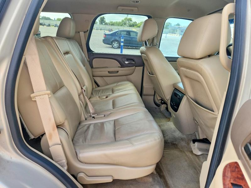 62891986 :رقم المزاد ، 1GNSCBE06CR105816 vin ، 2012 Chevrolet Tahoe مزاد بيع