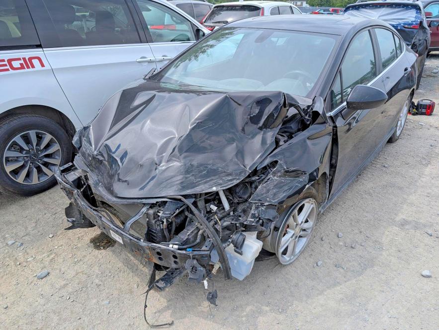 60256586 :رقم المزاد ، 1G1BE5SM7G7307456 vin ، 2016 Chevrolet Cruze مزاد بيع