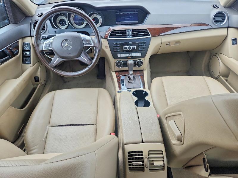 62838206 :رقم المزاد ، WDDGF8AB6ER306401 vin ، 2014 Mercedes-benz C مزاد بيع