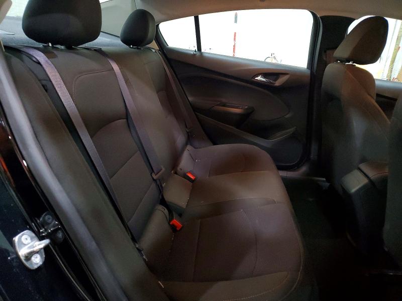 62119956 :رقم المزاد ، 1G1BC5SM4H7202820 vin ، 2017 Chevrolet Cruze مزاد بيع