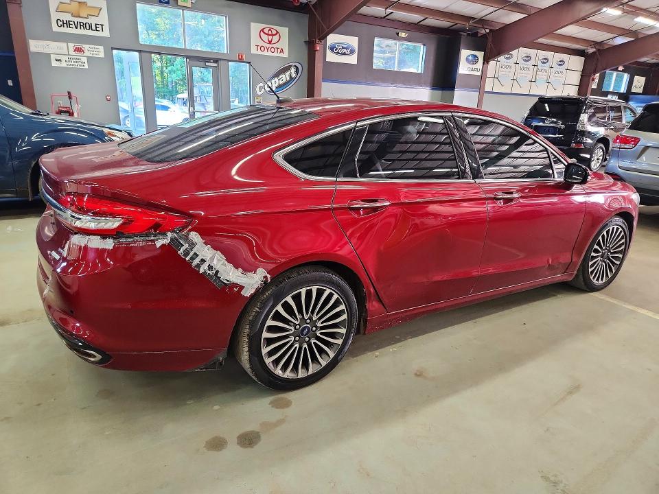 62478096 :رقم المزاد ، 3FA6P0H94HR226522 vin ، 2017 Ford Fusion مزاد بيع