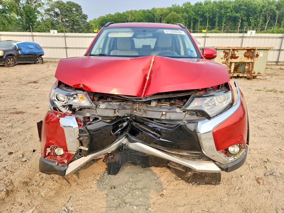 61309636 :رقم المزاد ، JA4AD3A33GZ005261 vin ، 2016 Mitsubishi Outlander مزاد بيع