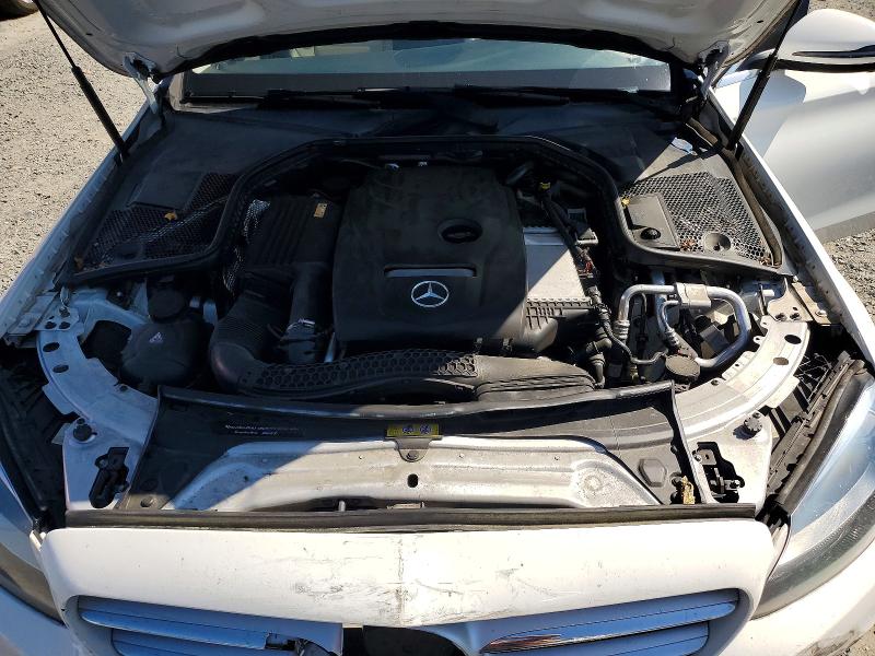 59191606 :رقم المزاد ، 55SWF4JB5HU199297 vin ، 2017 Mercedes-benz C مزاد بيع