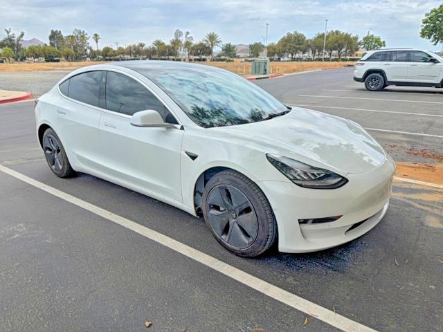 2020 Tesla Model 3 მანქანა იყიდება აუქციონზე, vin: 5YJ3E1EA3LF799963, აუქციონის ნომერი: 61984516