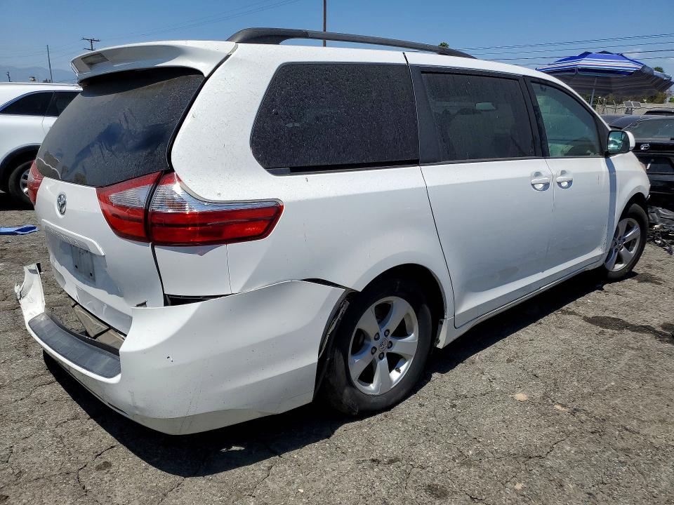 Продаж на аукціоні авто 2015 Toyota Sienna, vin: 5TDKK3DC5FS567500, номер лоту: 62353226
