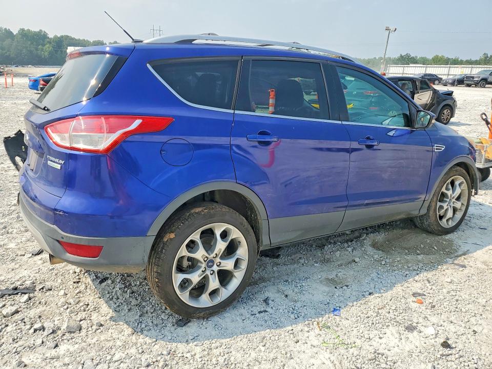 2013 Ford Escape მანქანა იყიდება აუქციონზე, vin: 1FMCU0J95DUB89768, აუქციონის ნომერი: 62535466